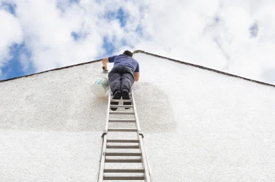 Peinture extérieure à Parçay-sur-Vienne — façades et ravalement